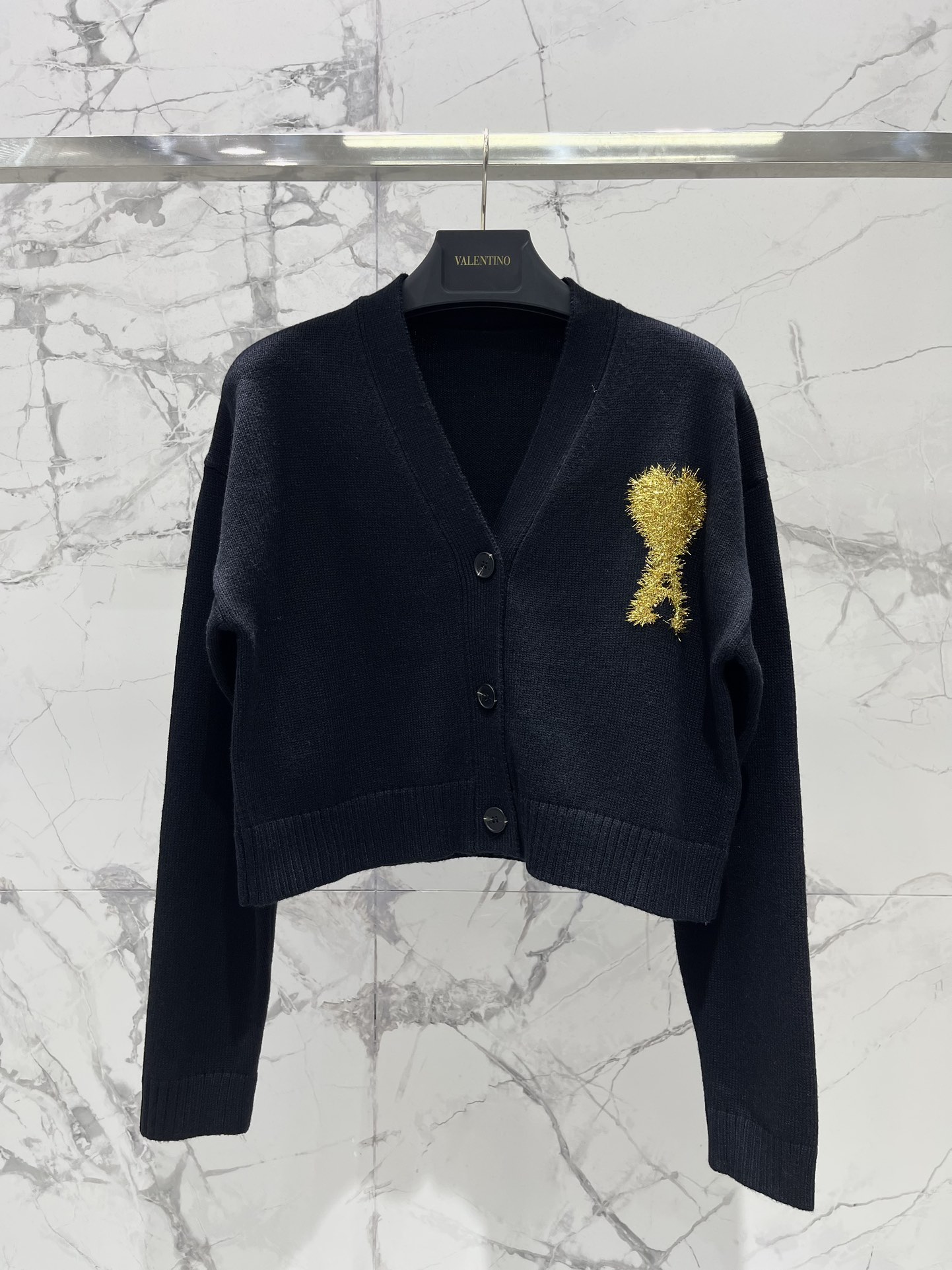 샤넬 하트로고 가디건