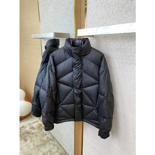 프라다 패딩 3가지 컬러 (블랙,화이트,카키)