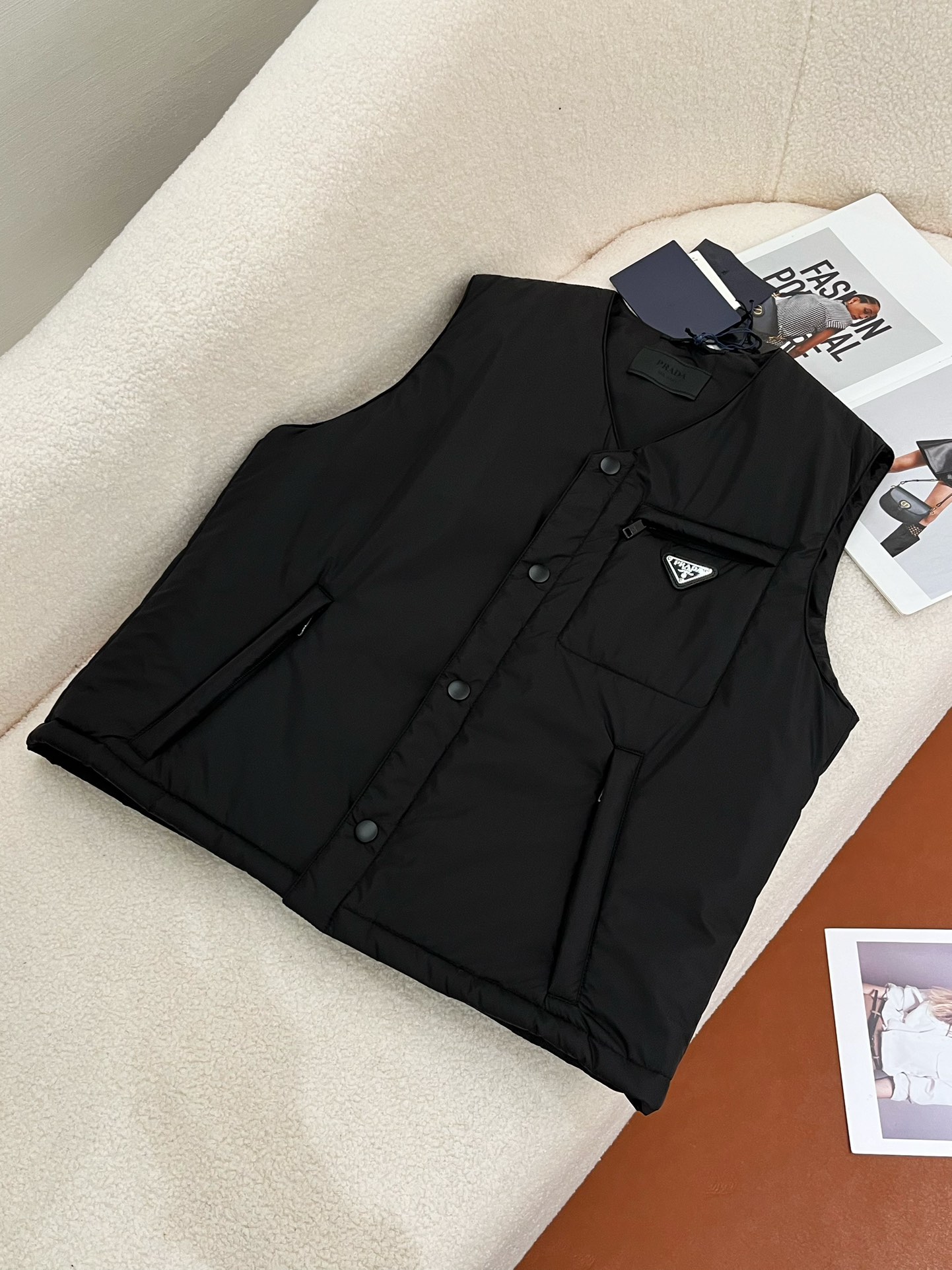 프라다 조끼 패딩