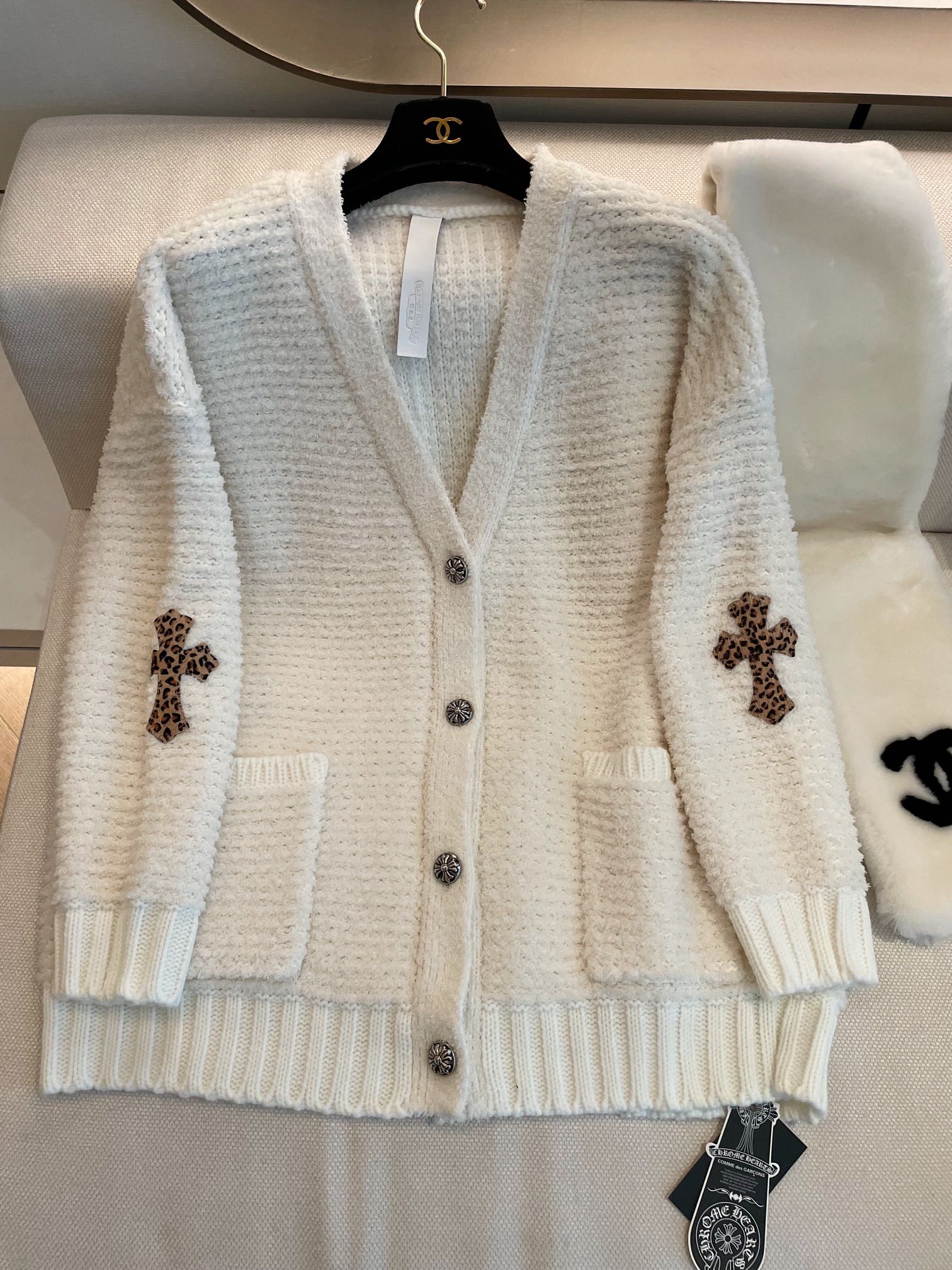 크롬하츠 가디건