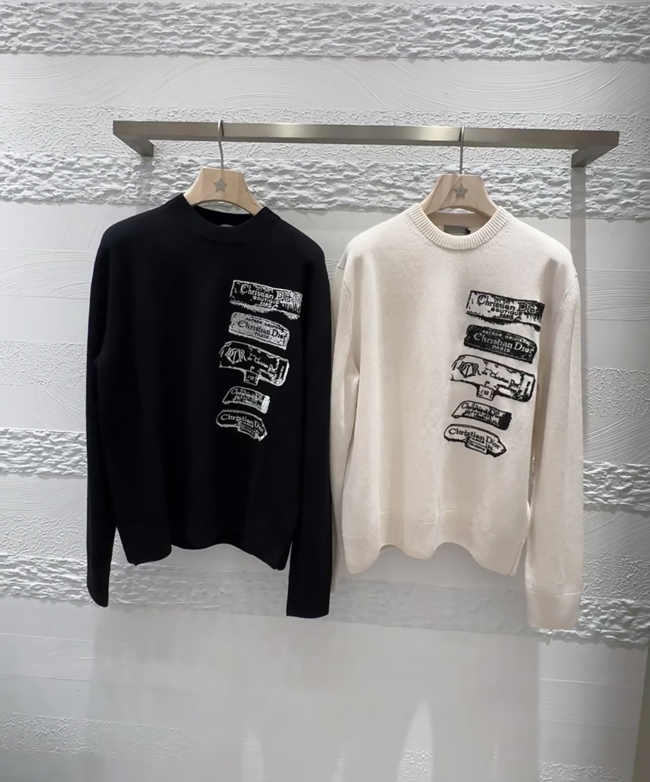 디올 아카이브 라벨 스웨터