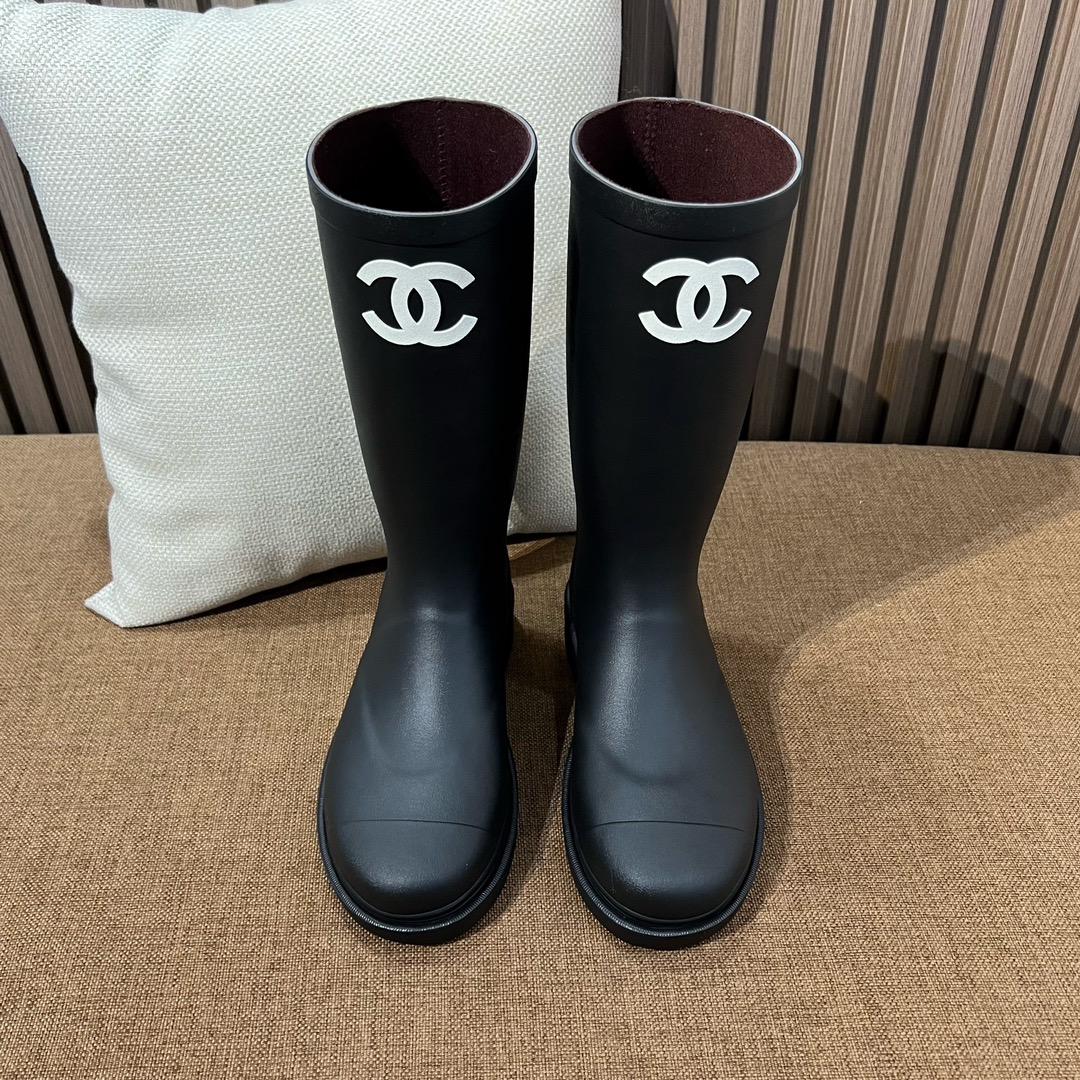 샤넬 레인부츠 (정품급)