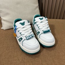 루이비통 트레이너 스니커즈 (정품급)