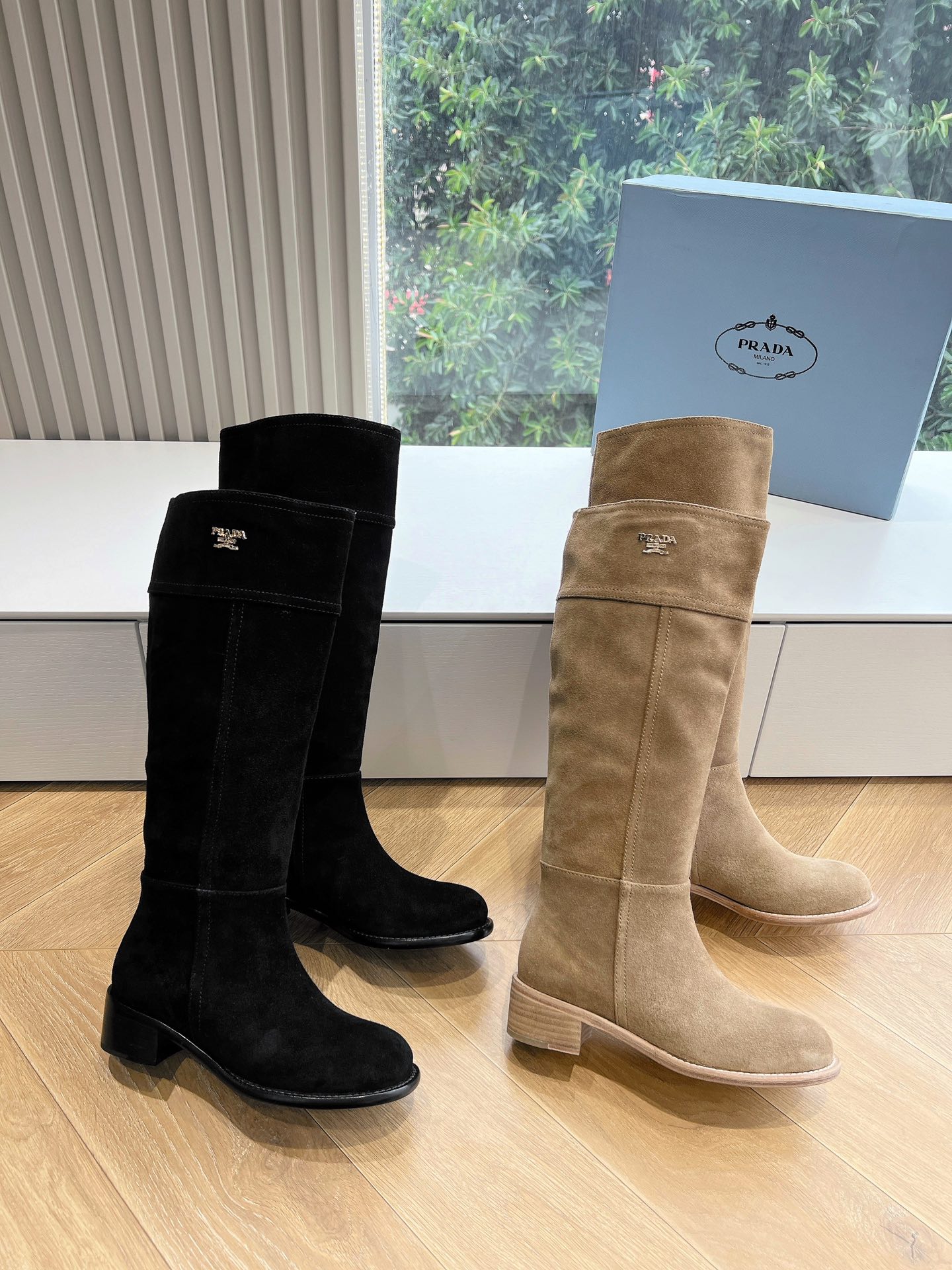 프라다 롱부츠