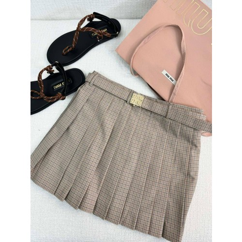 미우미우 스커트