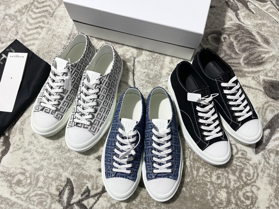 지방시 스니커즈