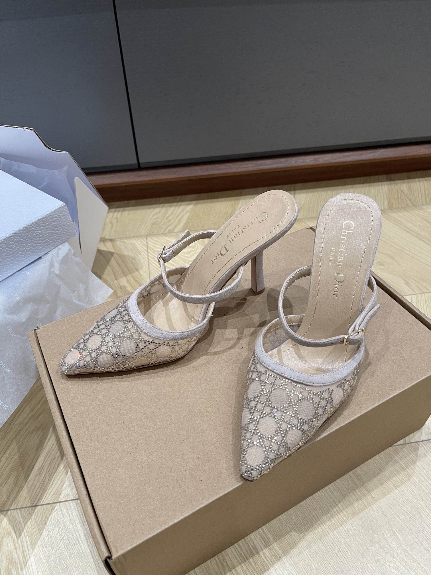 디올 구두 (굽높이 9.5cm)