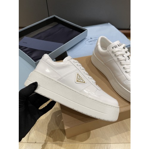 프라다 스니커즈