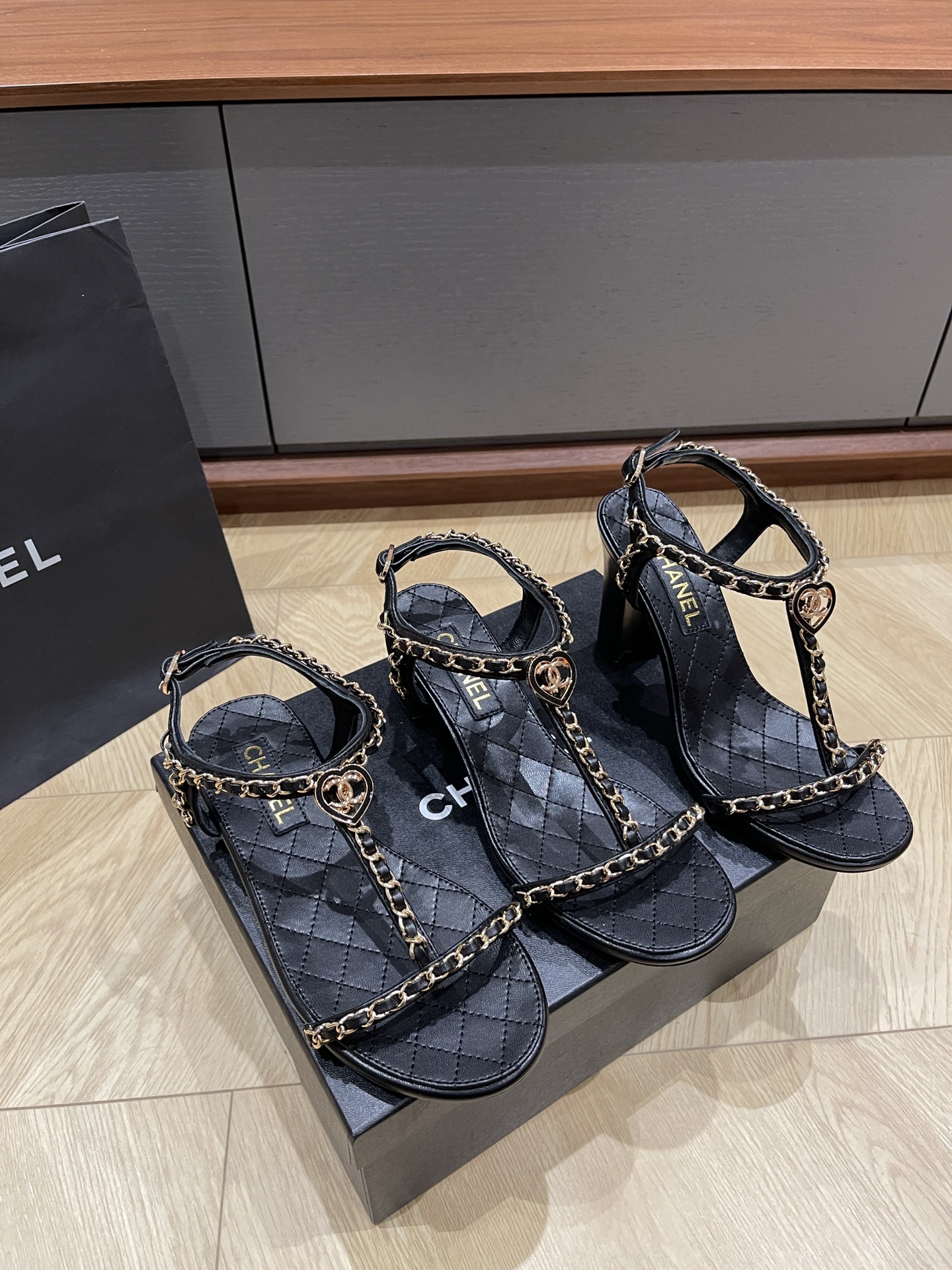 샤넬 샌들 (굽높이 3종류)