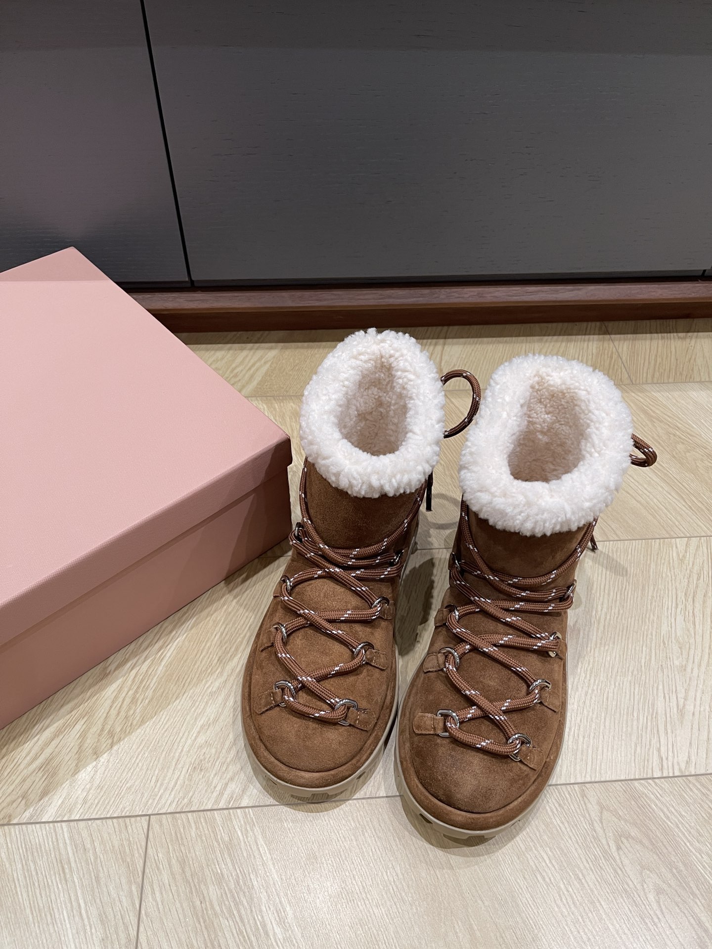 미우미우 어그부츠