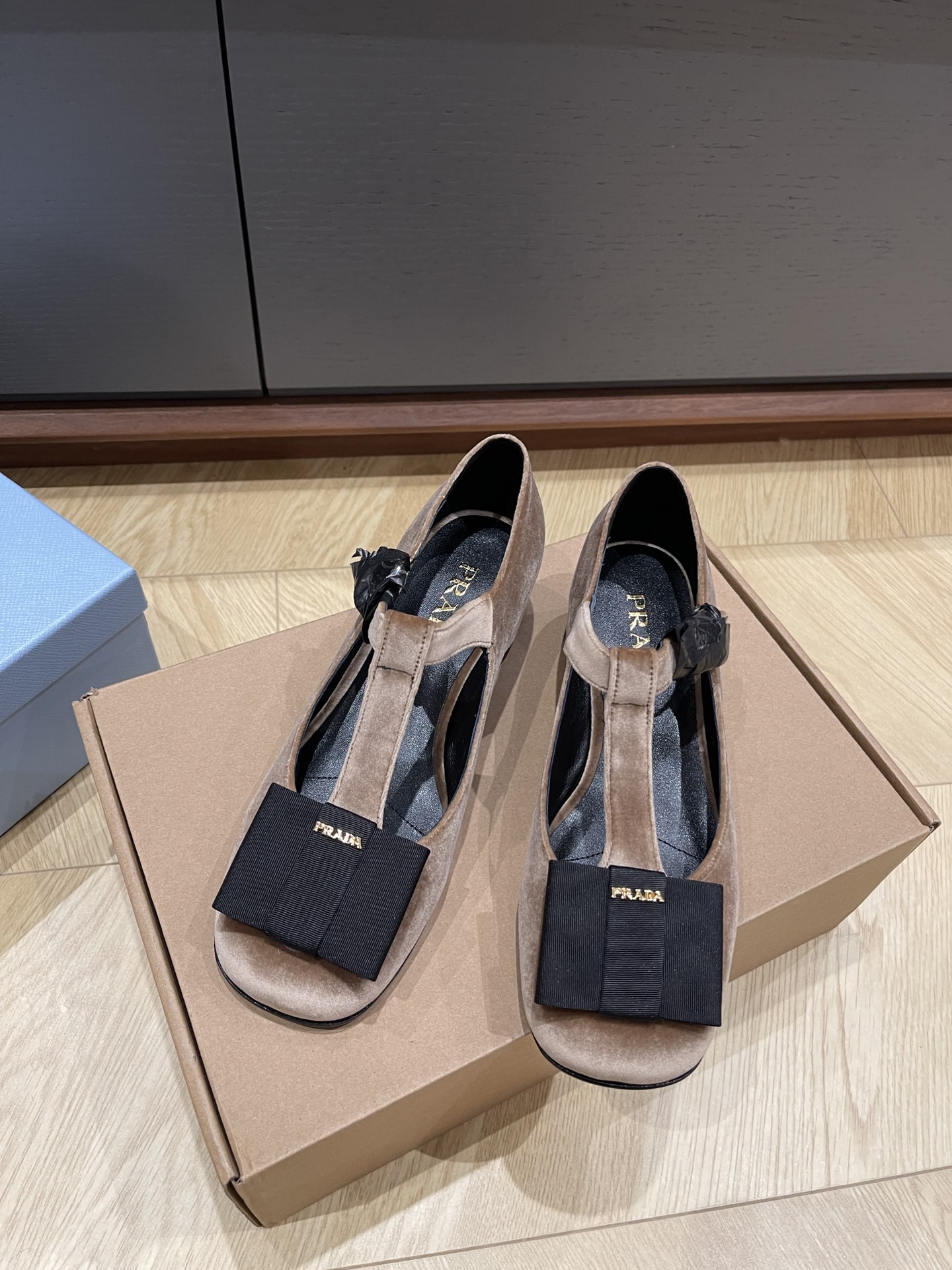 프라다 메리제인 슈즈