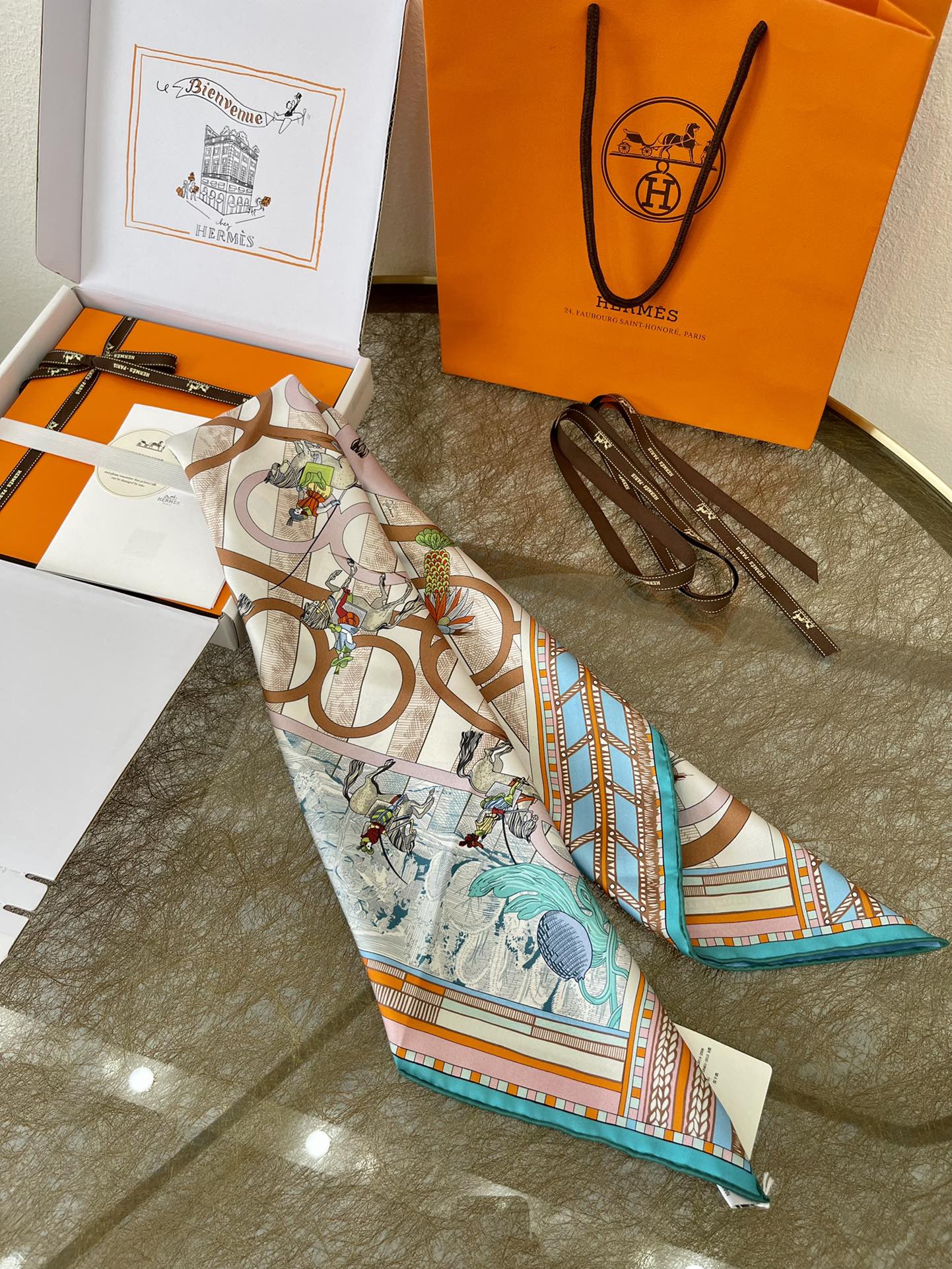 에르메스 트윌리 90x90cm