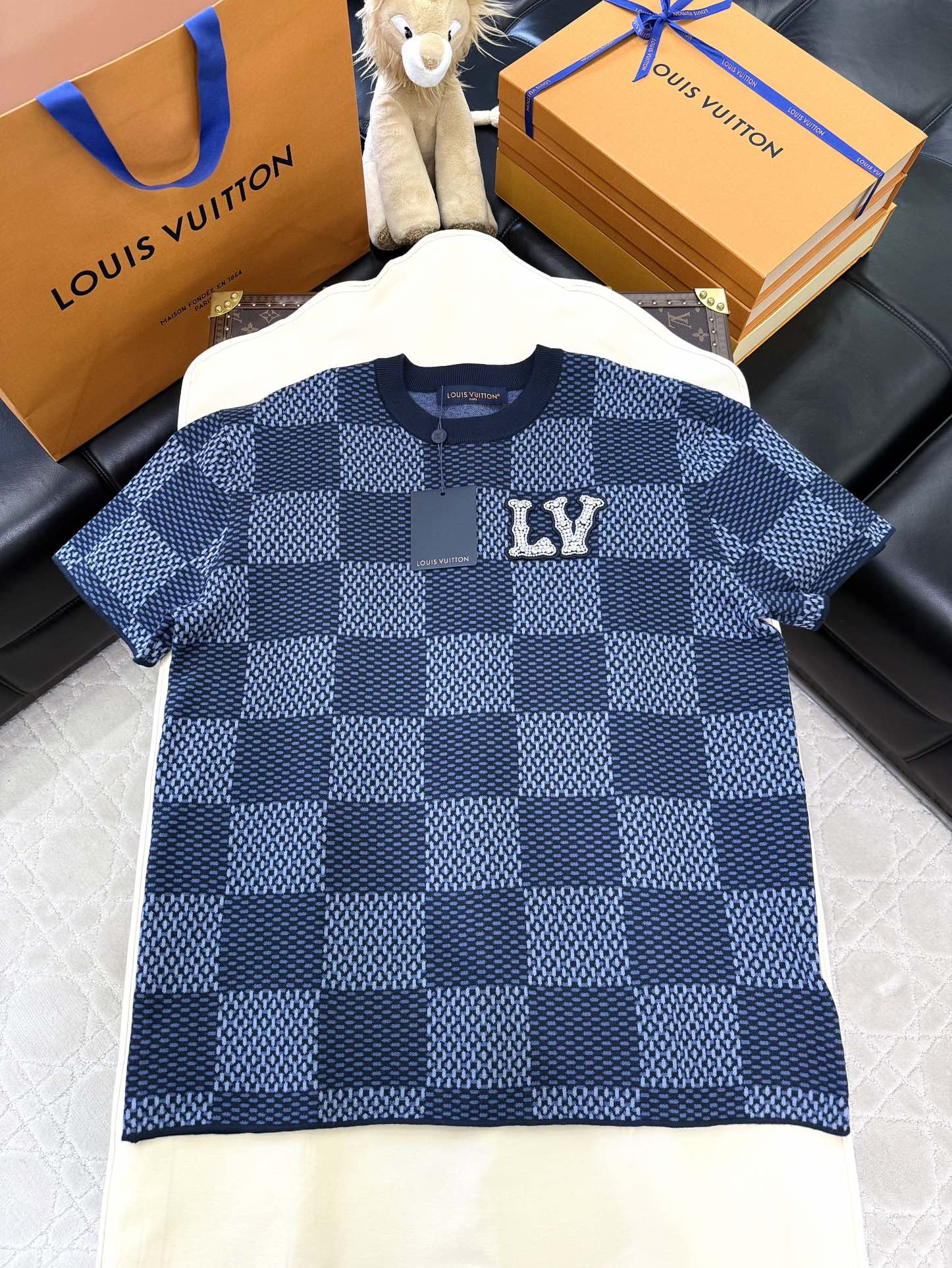 루이비통 반팔티