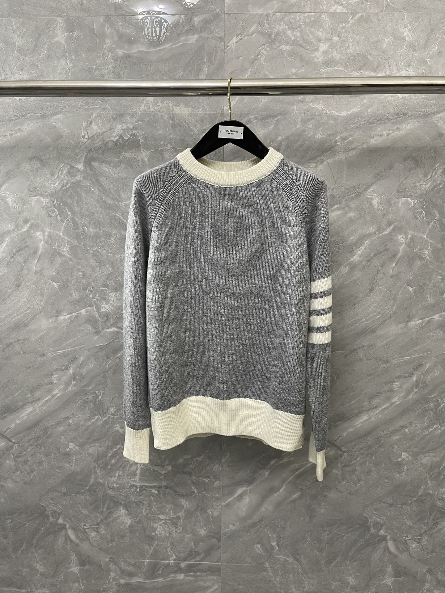 톰브라운 스웨터