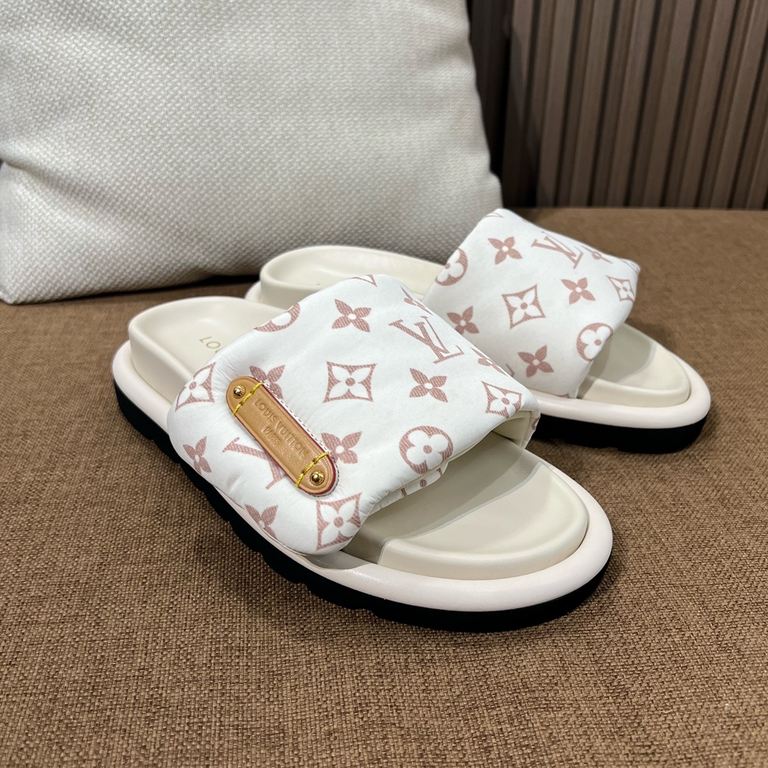 루이비통 루이비통 슬리퍼 풀 필로우 컴포트 뮬 정품급