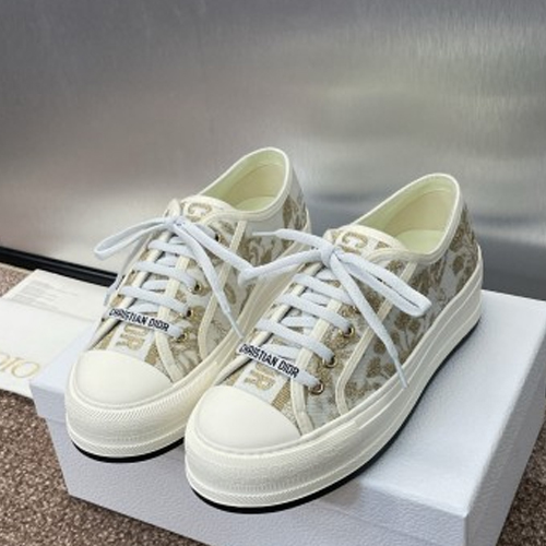 디올 스니커즈