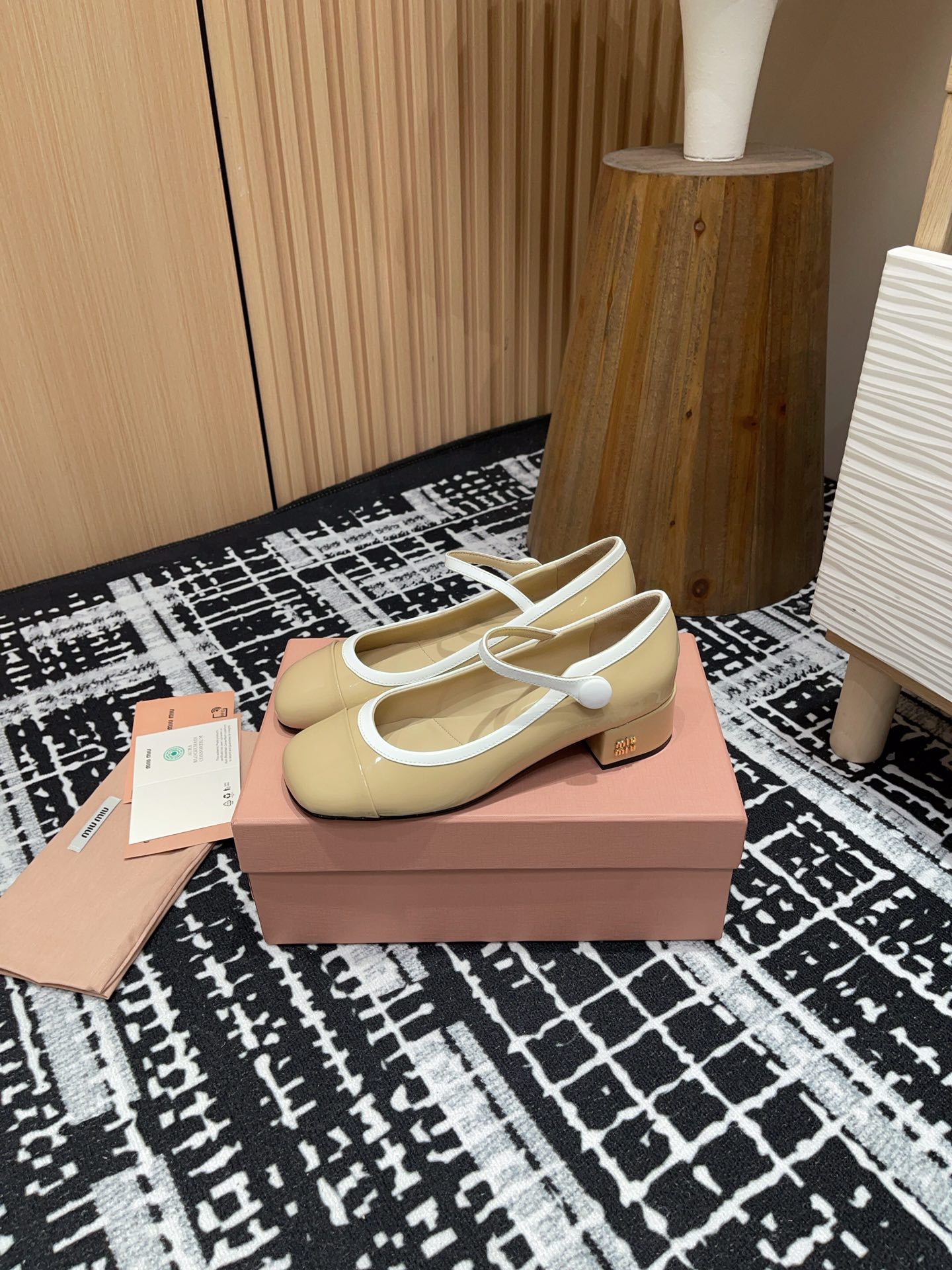 미우미우 메리제인 슈즈