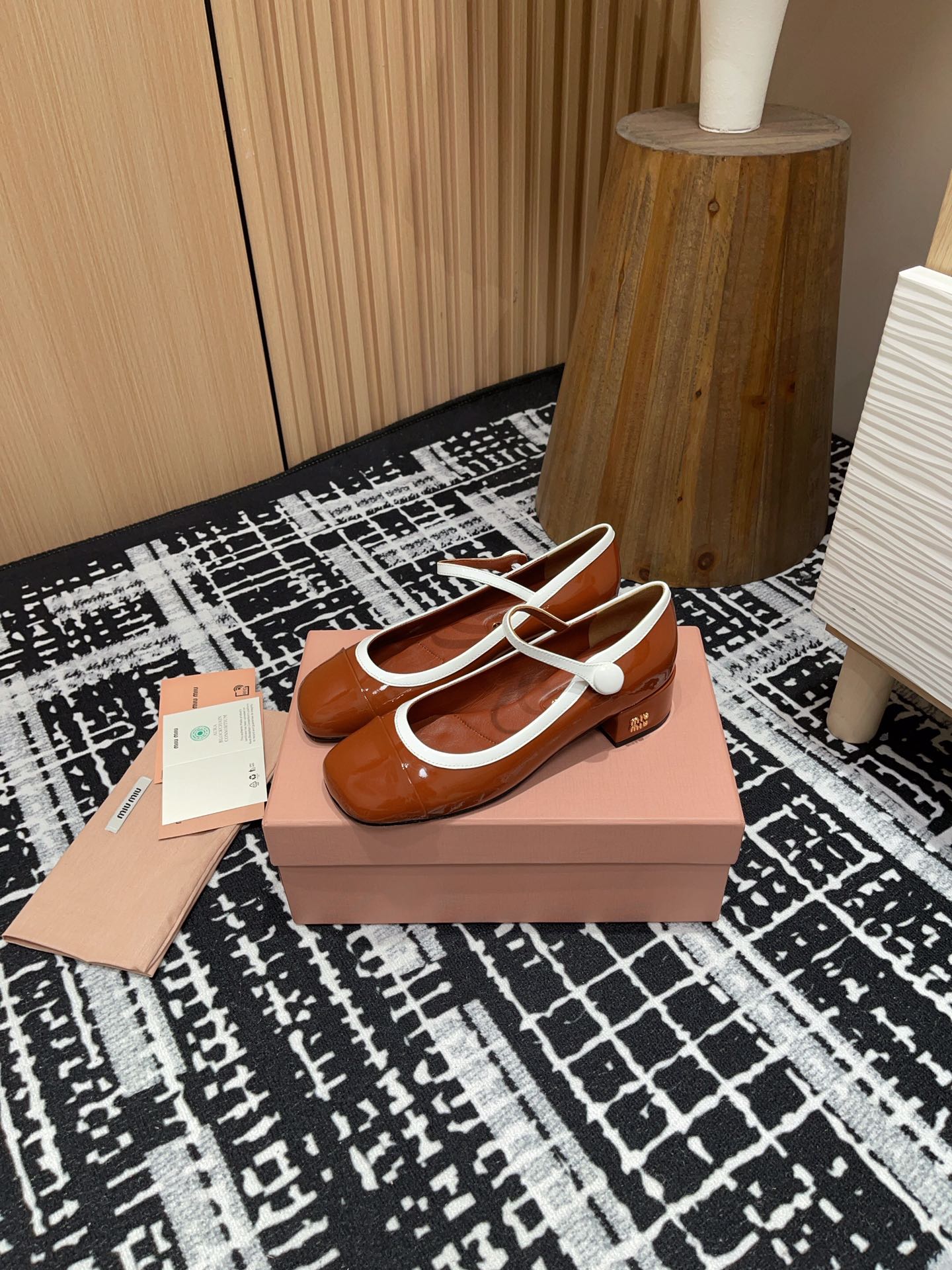 미우미우 메리제인 슈즈