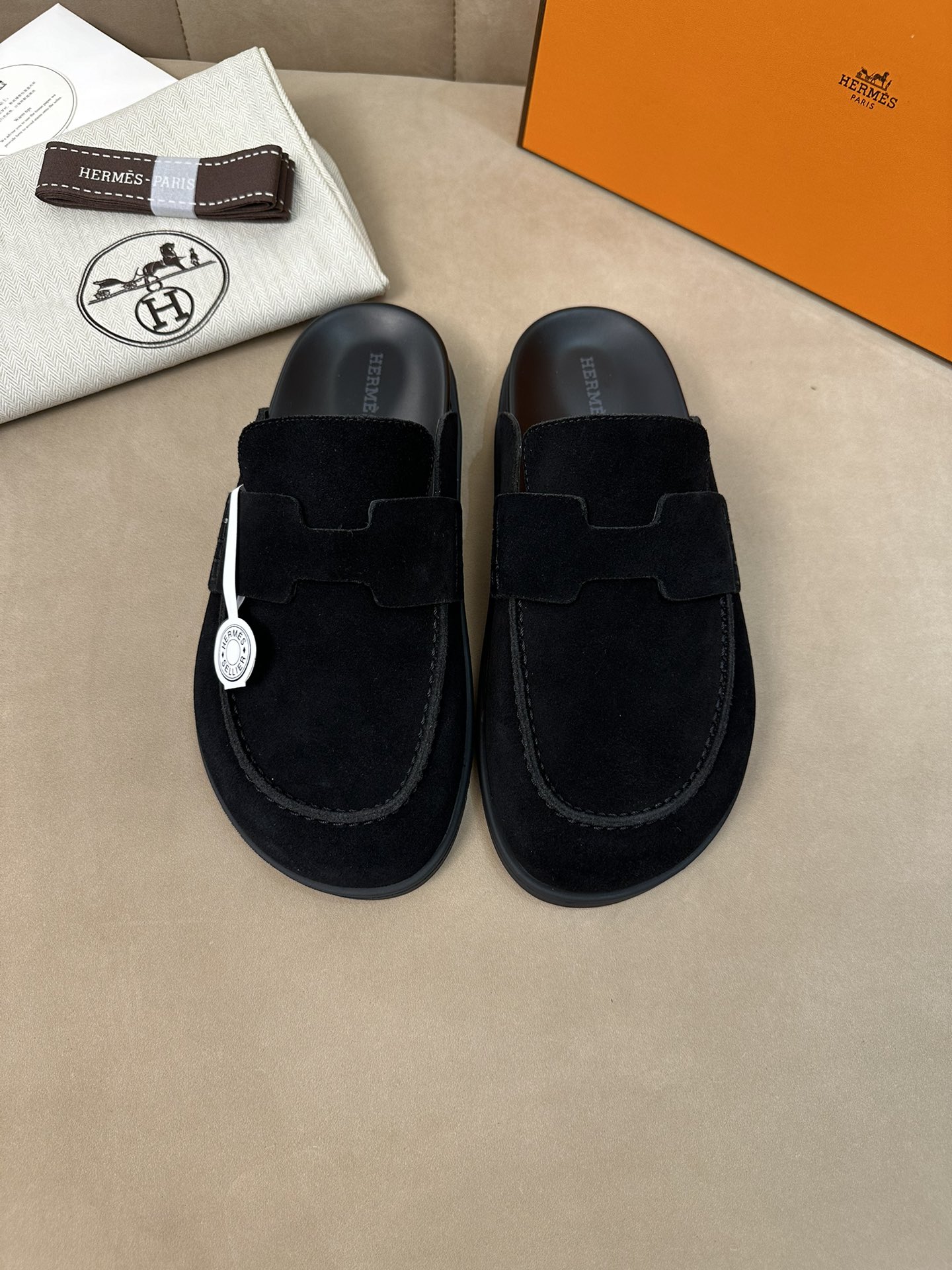에르메스 뮬 슬리퍼