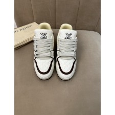 루이비통 스니커즈