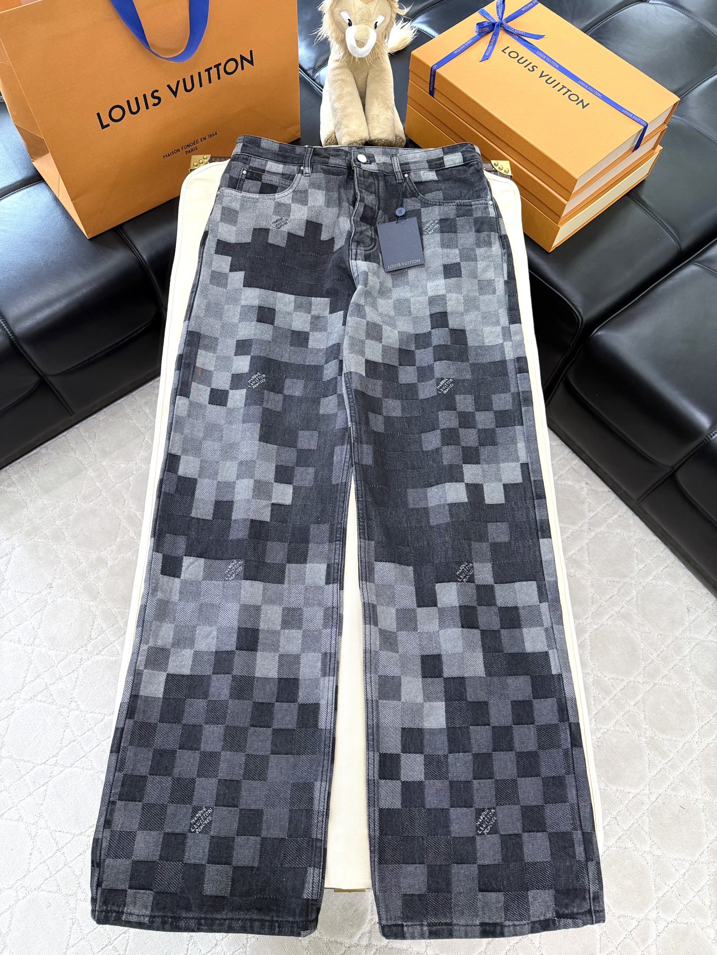 루이비통 청바지