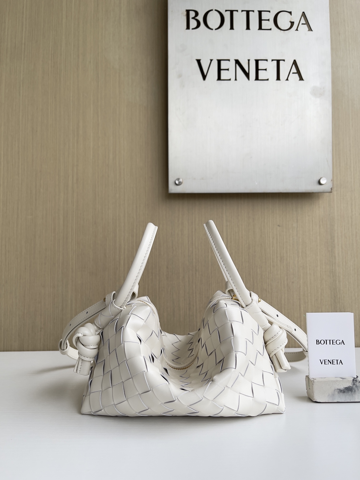 보테가베네타 루프 스몰 크로스백 796615