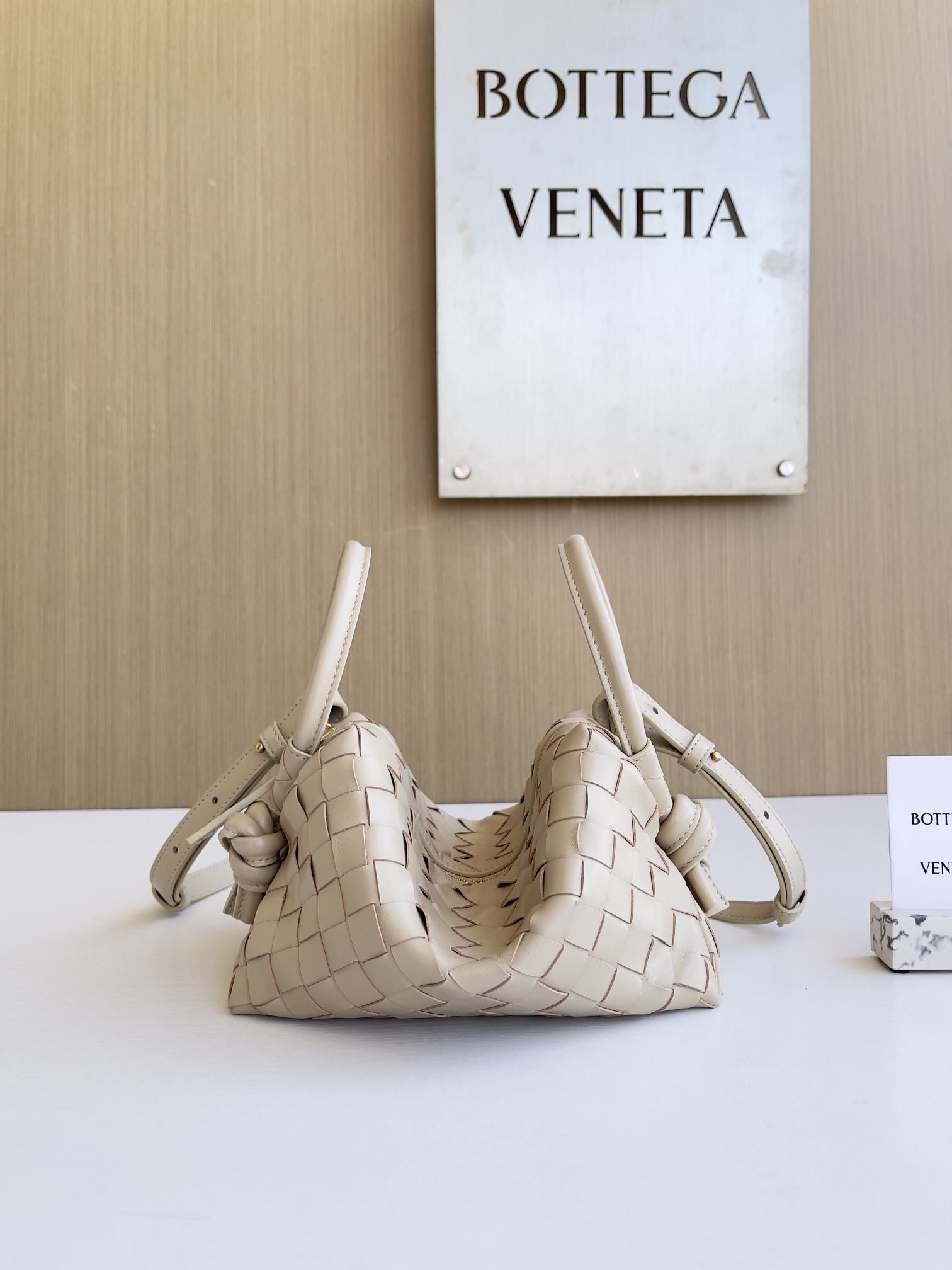 보테가베네타 루프 스몰 크로스백 796615