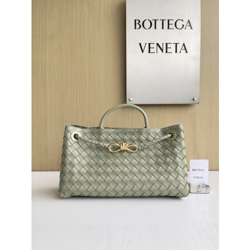 보테가베네타 스몰 이스트/웨스트 안디아모 754990