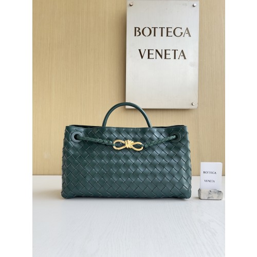 보테가베네타 스몰 이스트/웨스트 안디아모 754990