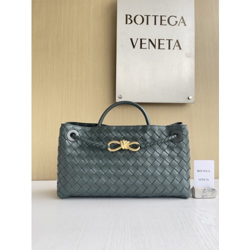 보테가베네타 스몰 이스트/웨스트 안디아모 754990