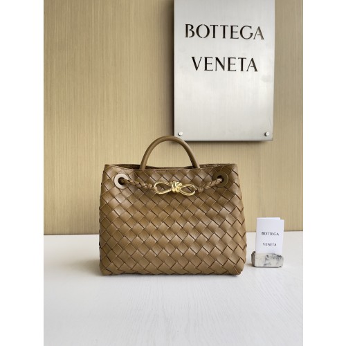 보테가베네타 스몰 안디아모 743568 [100% 정품 가죽 사용 최상급 퀄리티]