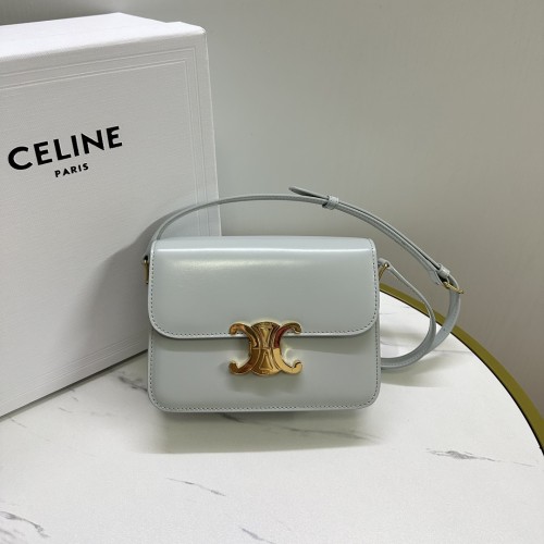 셀린느 틴 트리옹프 백 샤이니 카프스킨 소프트 블루