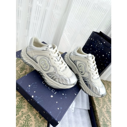 구찌 리플 스니커즈