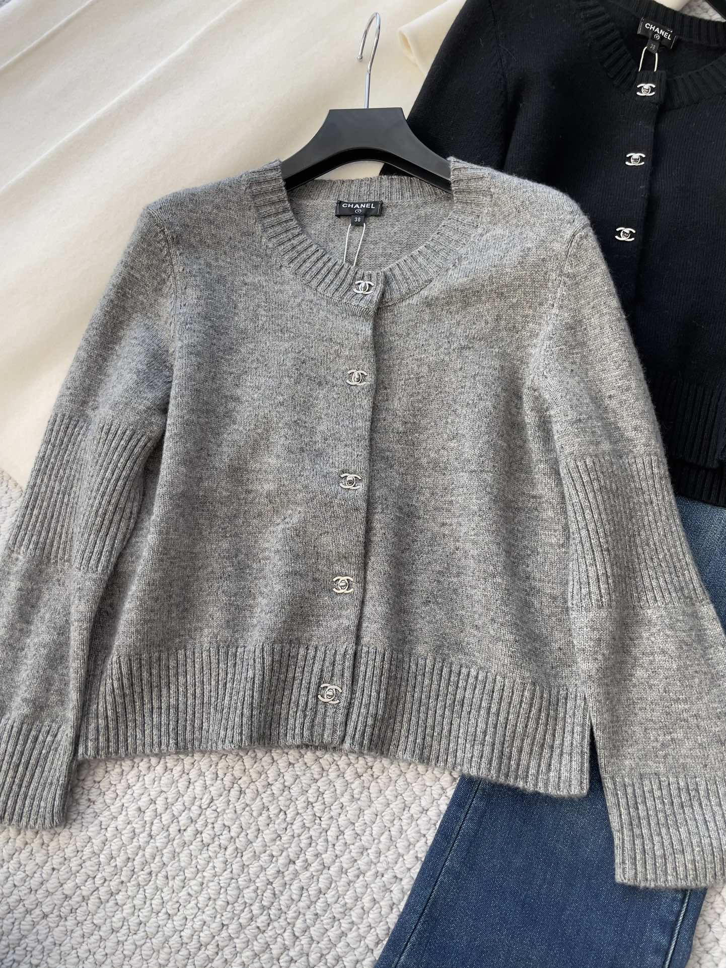 (W) 샤넬 여성 가디건 [2컬러]