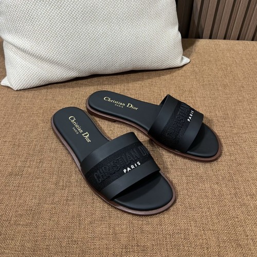 디올 디웨이 슬리퍼 정품급