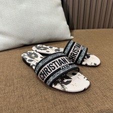 디올 디웨이 슬리퍼 정품급