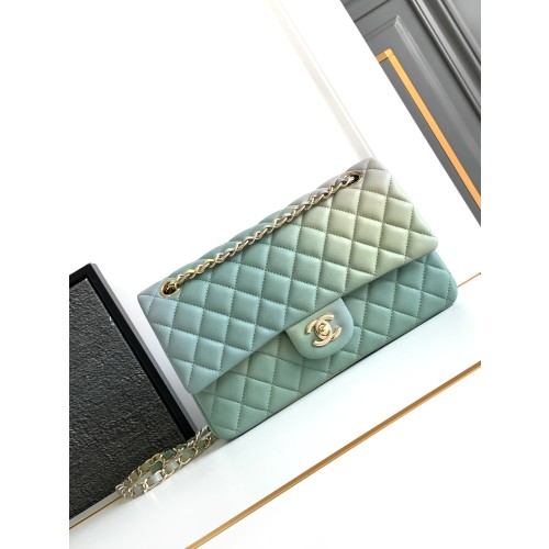 샤넬 클래식 플랩백 미듐