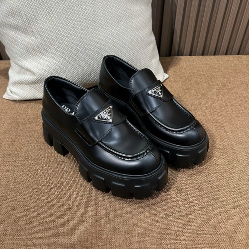 프라다 로퍼 정품급