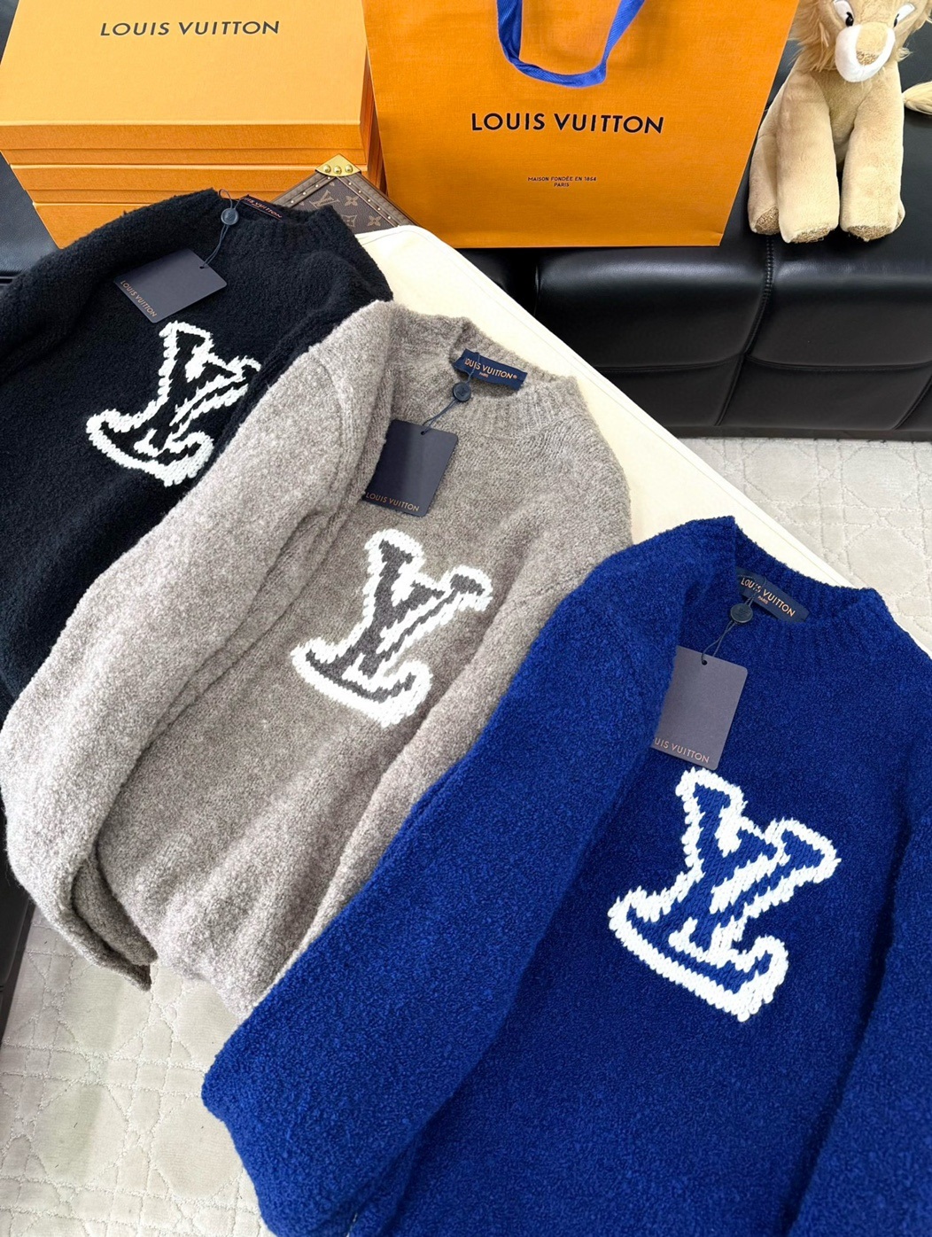 루이비통 LV 인따르시아 크루넥 [3컬러]