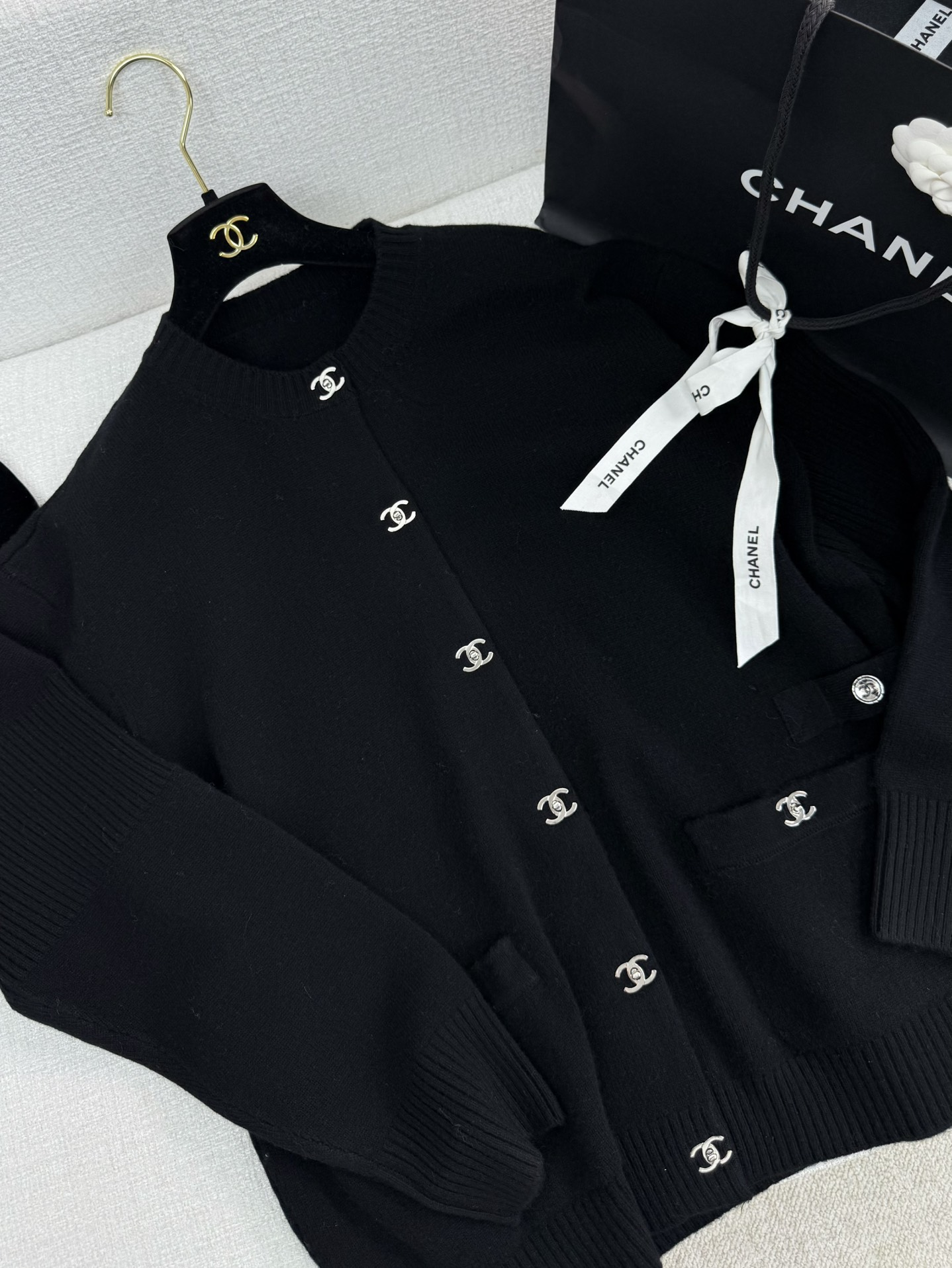 샤넬 턴락 가디건