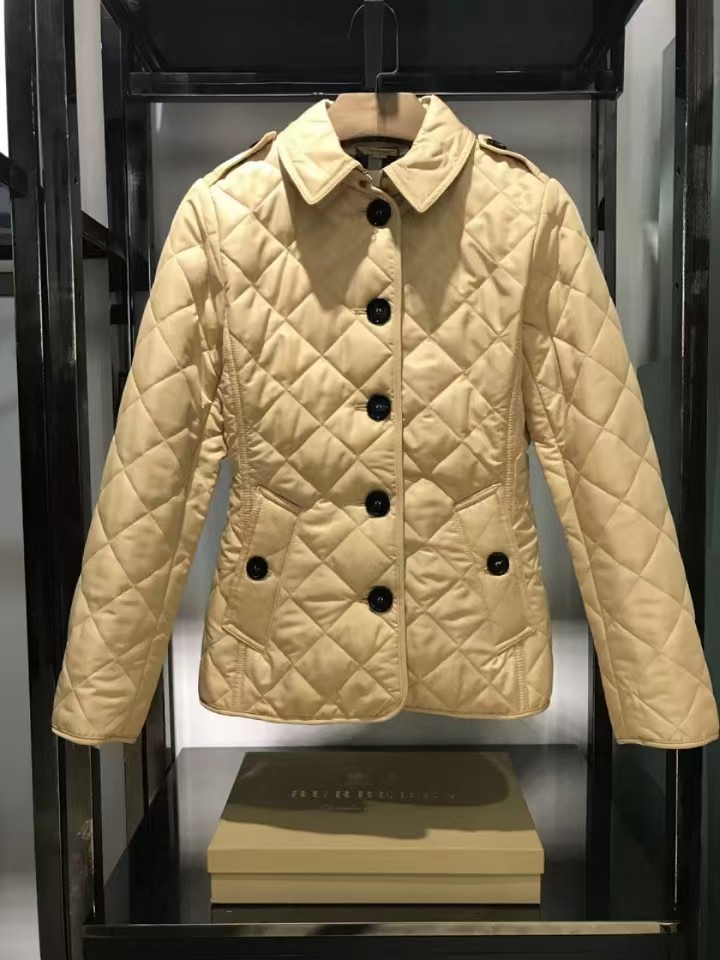 버버리 뉴프랭크비 퀼팅 자켓 4062