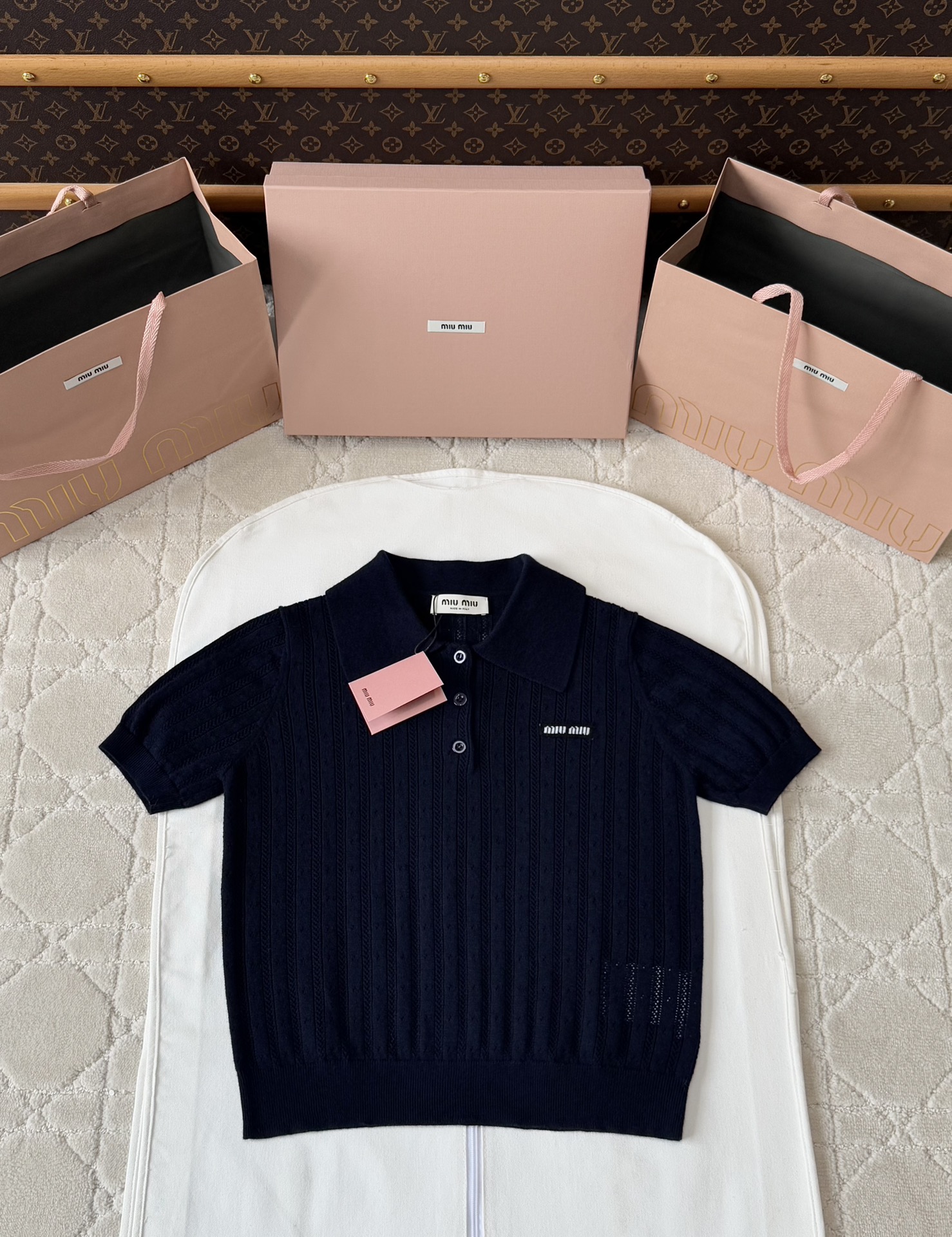 미우미우 반팔티