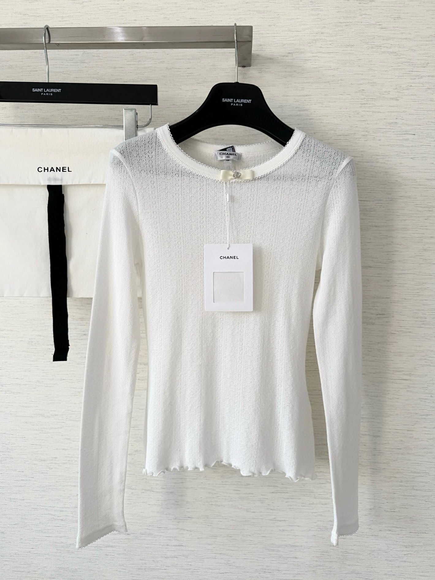 샤넬 퓨어화이트 롱슬리브 코튼