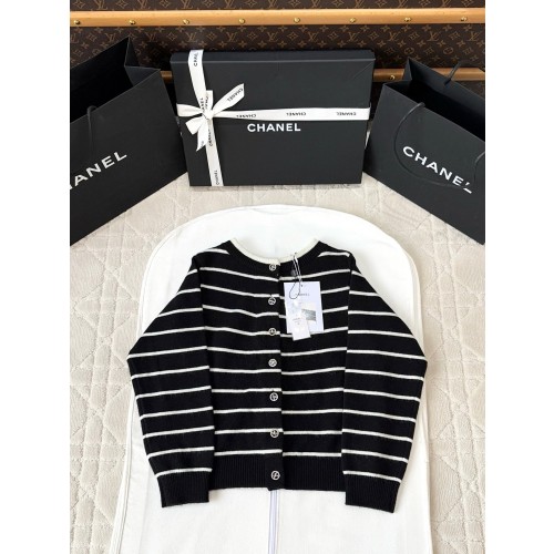 샤넬 25p 스트라이프 가디건