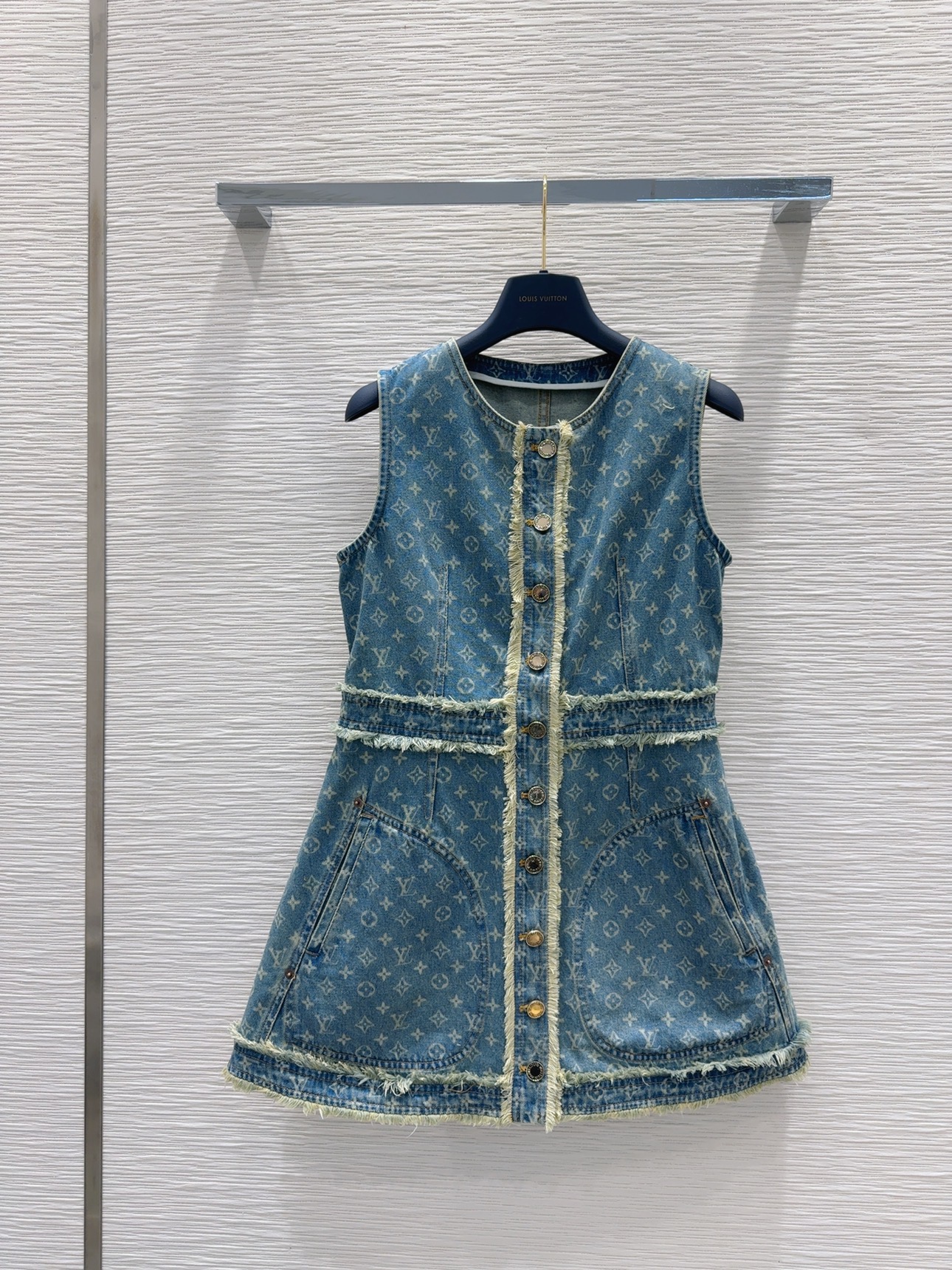 루이비통 25ss 데님 드레스