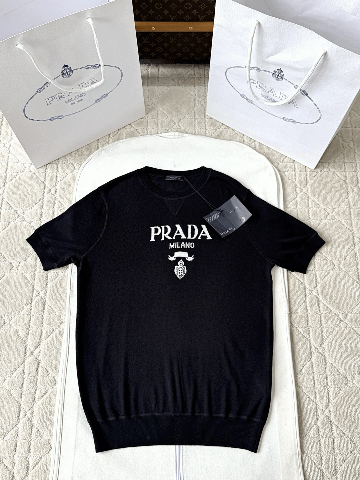 프라다 25ss 반팔티 남녀공용