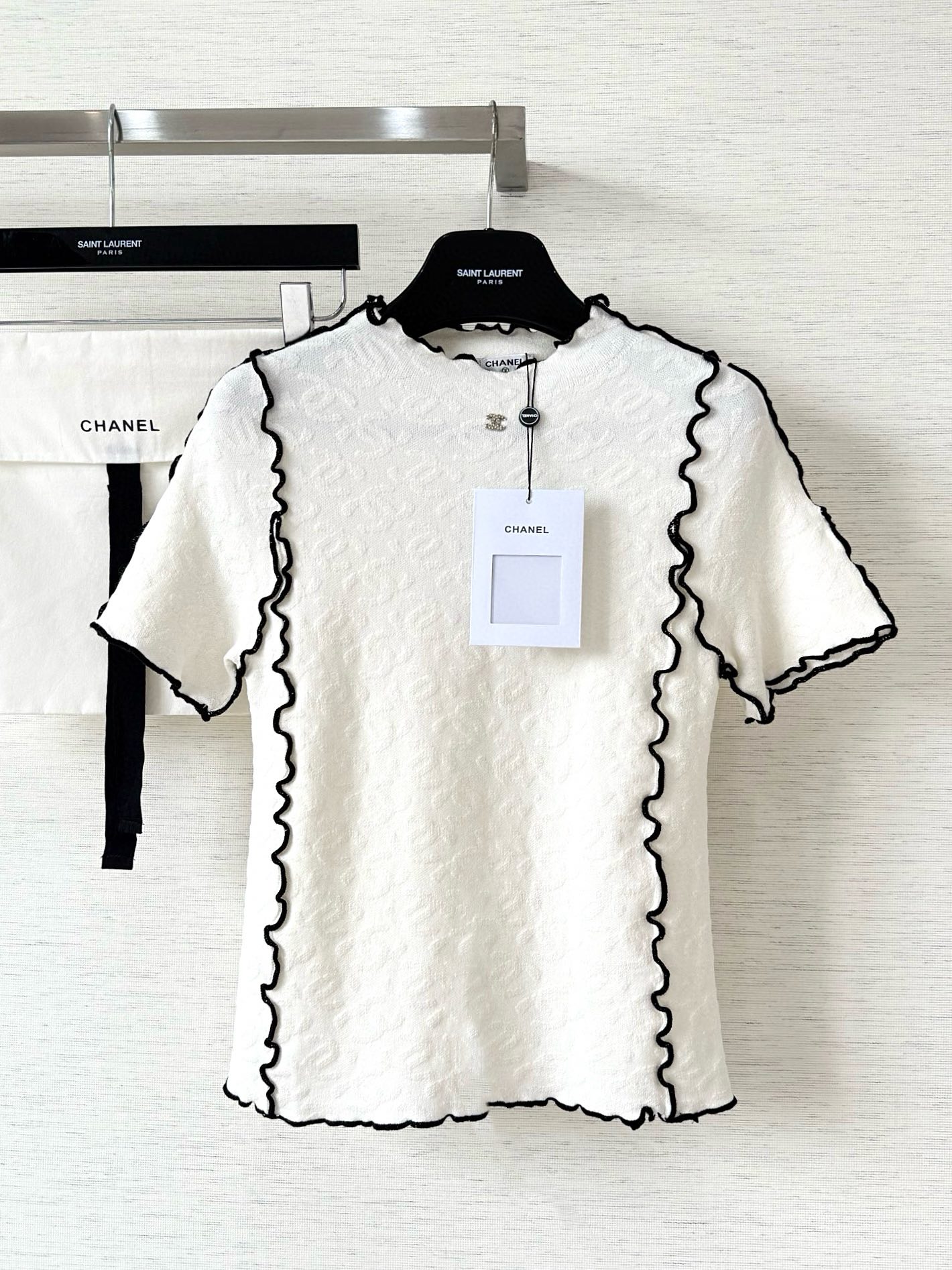 샤넬 25s 니트 반팔