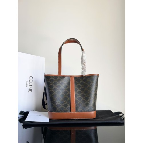 셀린느 스몰 카바스 트리옹프 캔버스