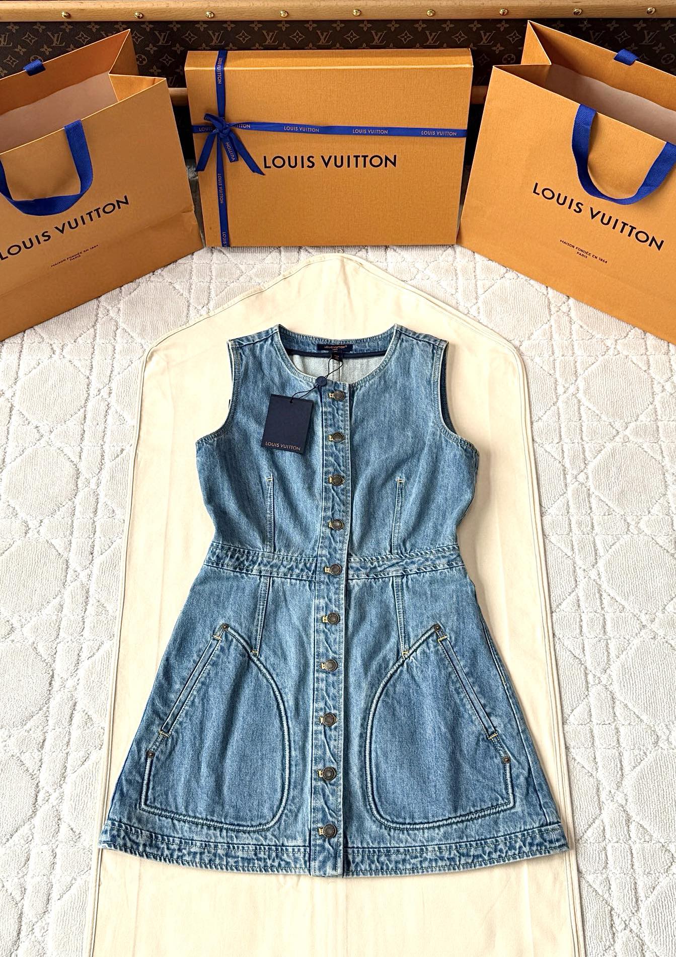 루이비통 25ss 데님 드레스