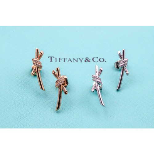 티파니 노트 이어링 하프다이아